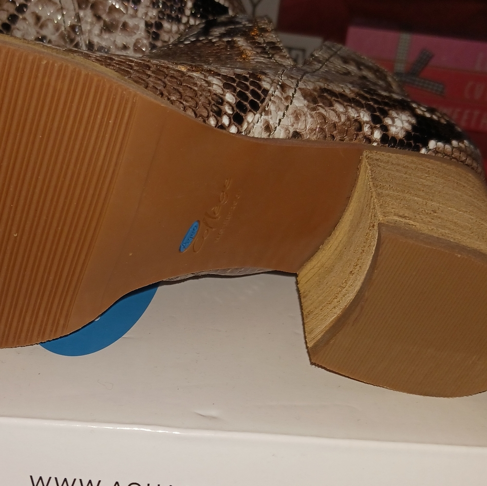 New Snakeskin Ankle Boot - Picture 3 of 7